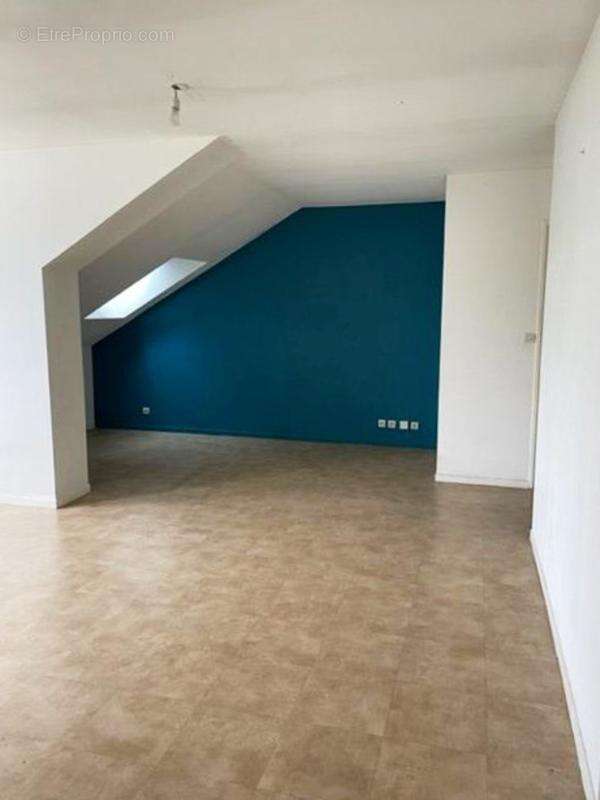Appartement à CORBEIL-ESSONNES