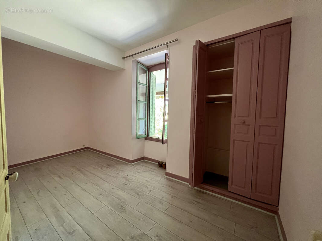 Maison à TERRASSON-LAVILLEDIEU