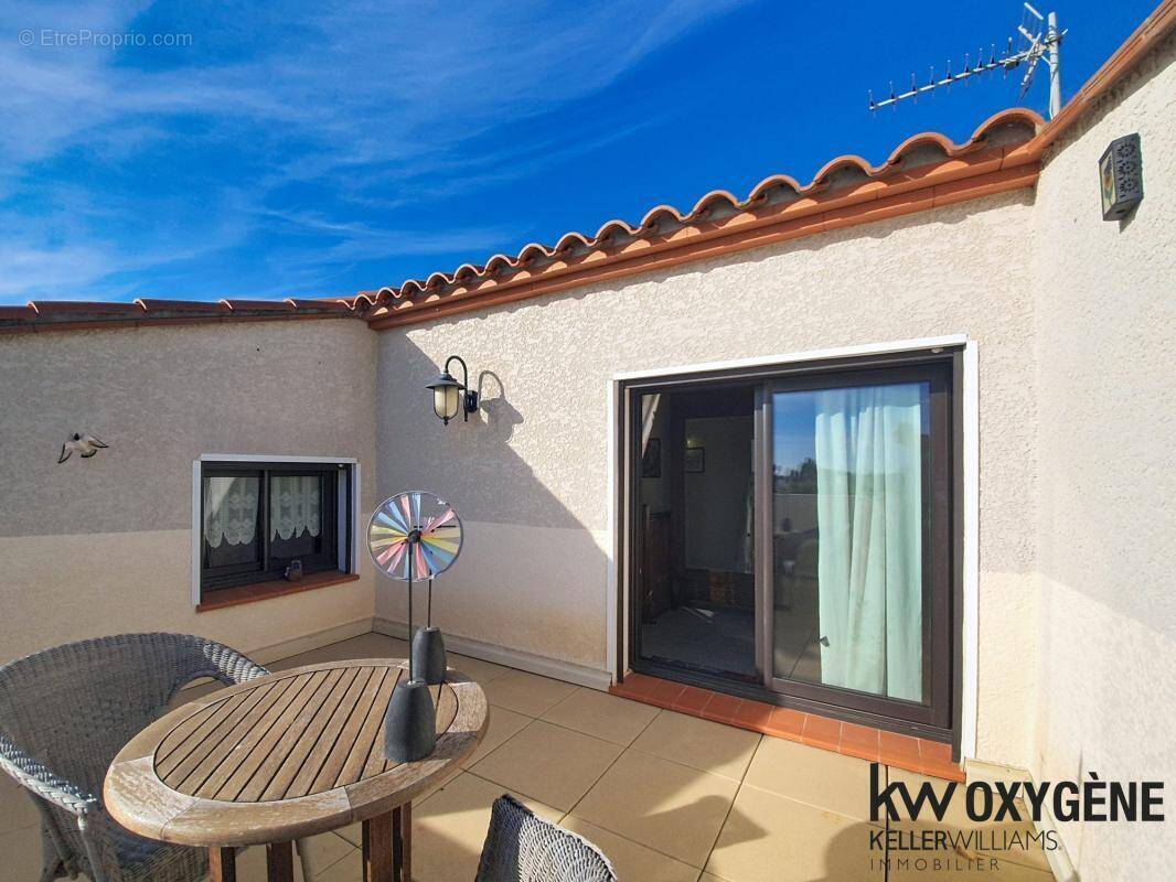 Appartement à SAINT-LAURENT-DE-LA-SALANQUE