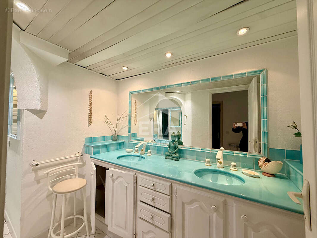 Maison à MOUGINS