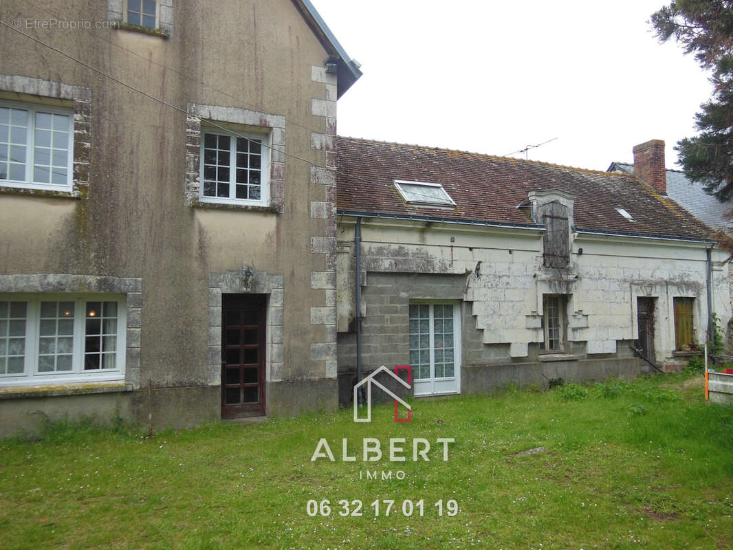 Maison à VERNANTES