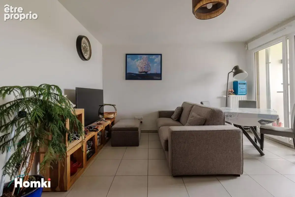 T2 récent 42 m² avec loggia – Lyon 8e  – Idéal 1er achat / investissement - photo 3