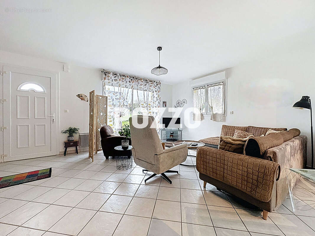 Maison à QUETTREVILLE-SUR-SIENNE