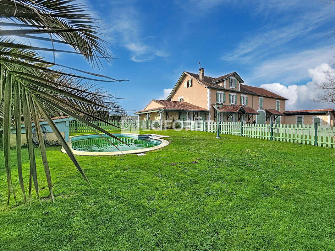 Maison à HAGETMAU