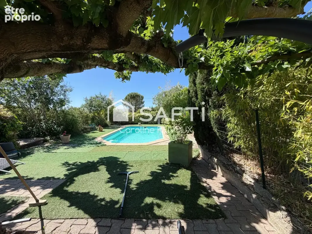 Photo 1 - Maison à CADENET