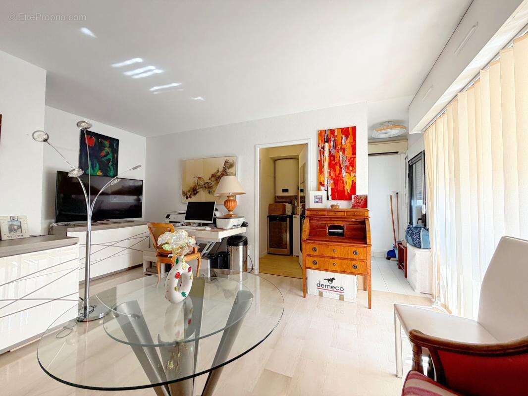  Cannes Banane — studio 33 m², balcon, résidence seniors - photo 5