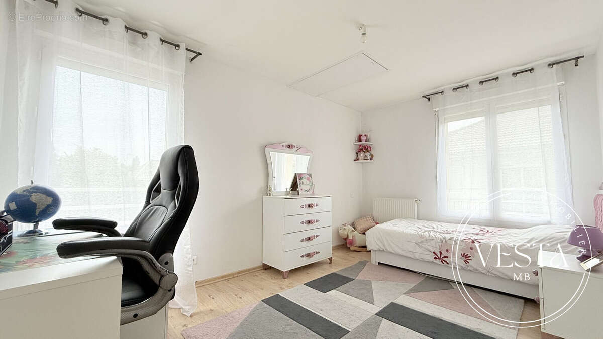 Maison 165 m² à Dijon  - photo 9