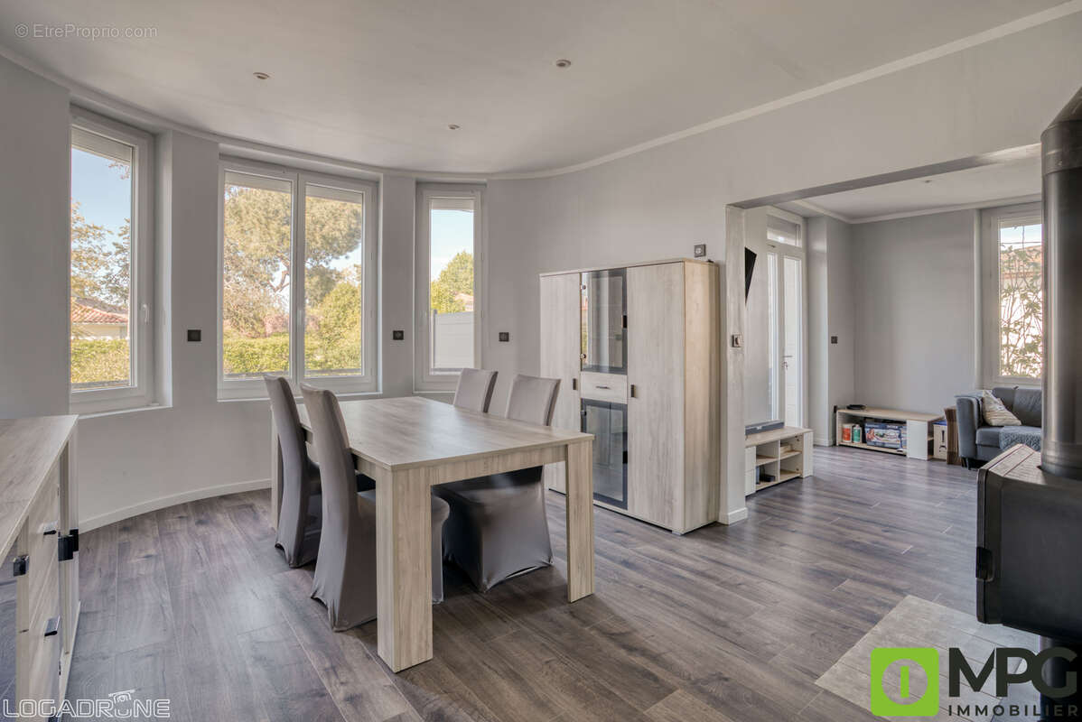 Maison à VILLENEUVE-SUR-LOT