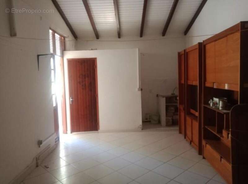 Maison à BASSE-TERRE