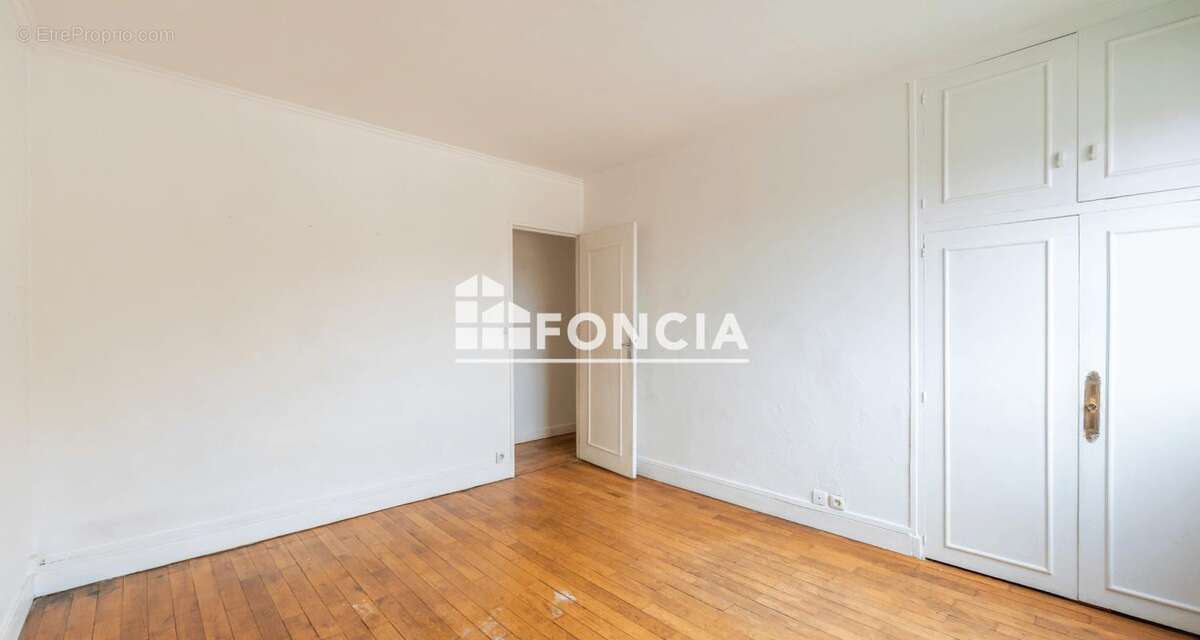 Appartement à RUEIL-MALMAISON