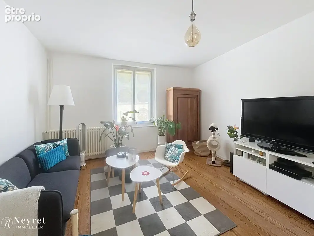 Ancien corps de ferme rénové avec cachet   188 m2   Solaize, à 20 mn de Lyon - photo 5