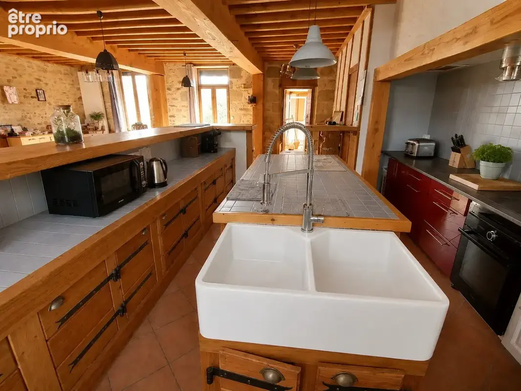 Maison 182 m² à Ajain  - photo 7