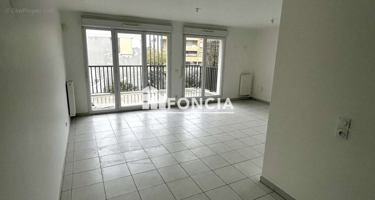 Appartement à MARSEILLE-14E