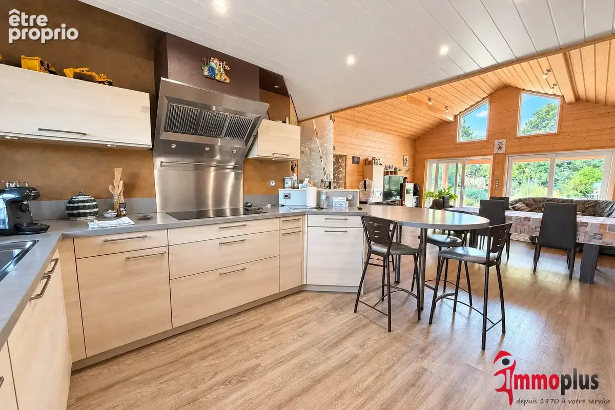 Un bien atypique aux allures de chalet, au cœur de Hombourg ! - photo 3