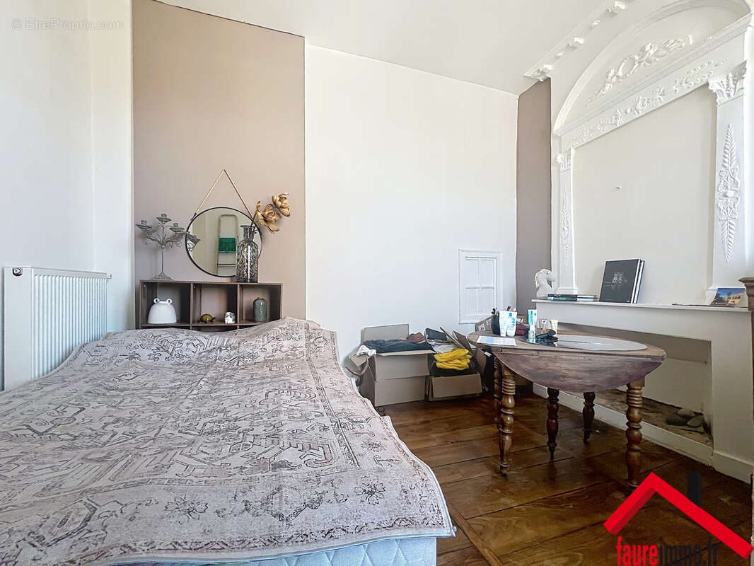 Appartement à DONZENAC