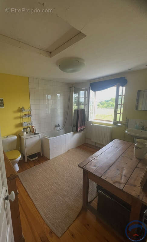 Maison en pierre de 189 M2 avec piscine, jacuzzi et sauna au prix de 388 500euros FAI. - photo 25