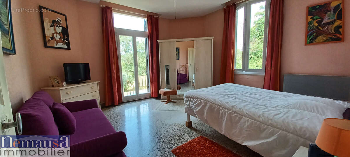Maison à SAINT-GILLES