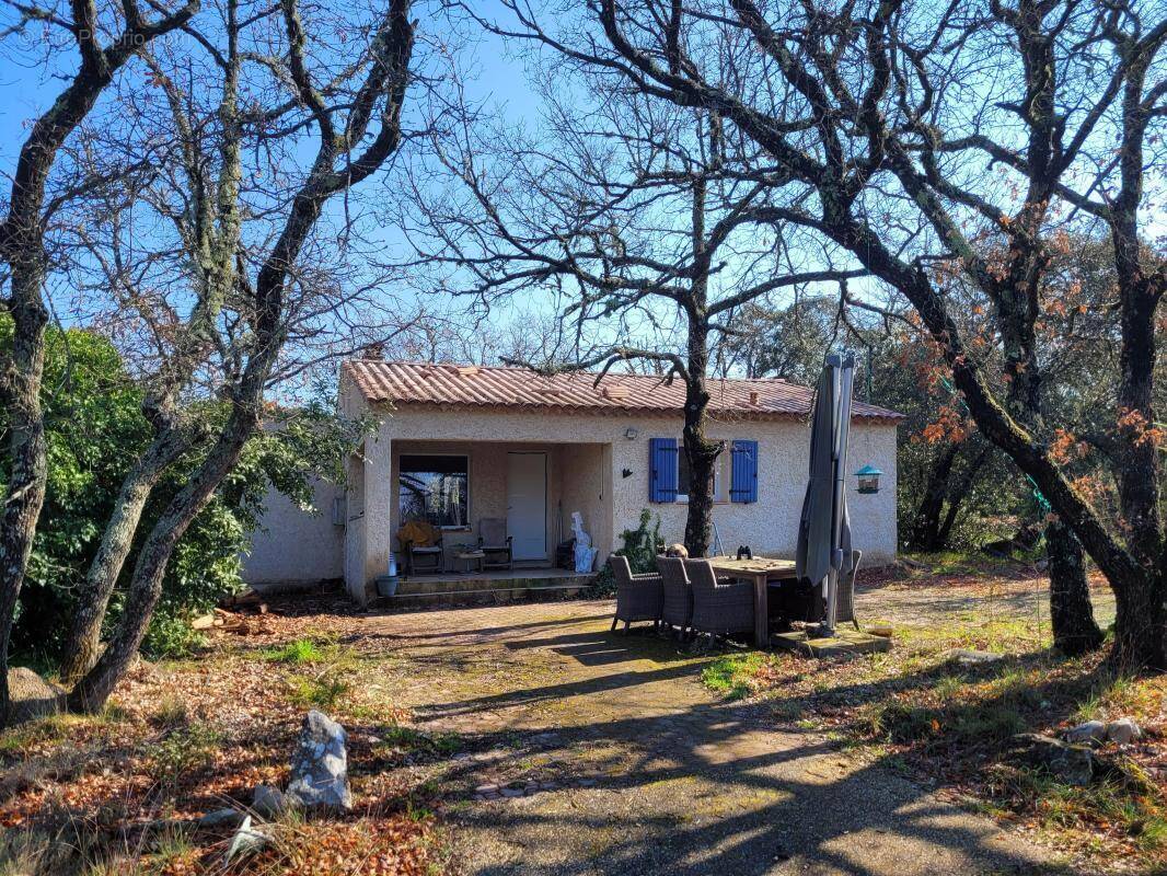 Maison à GINASSERVIS