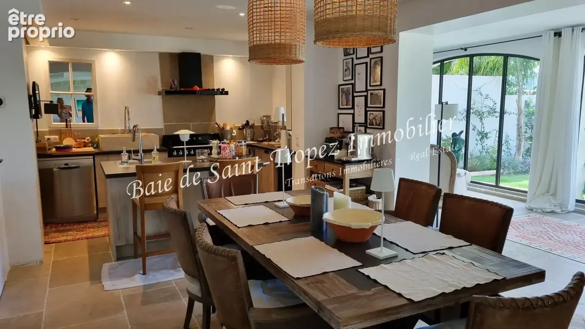 Magnifique appartement de 147m2  avec un jardin de 150m2 env à 2 pas de la place des Lices - photo 4