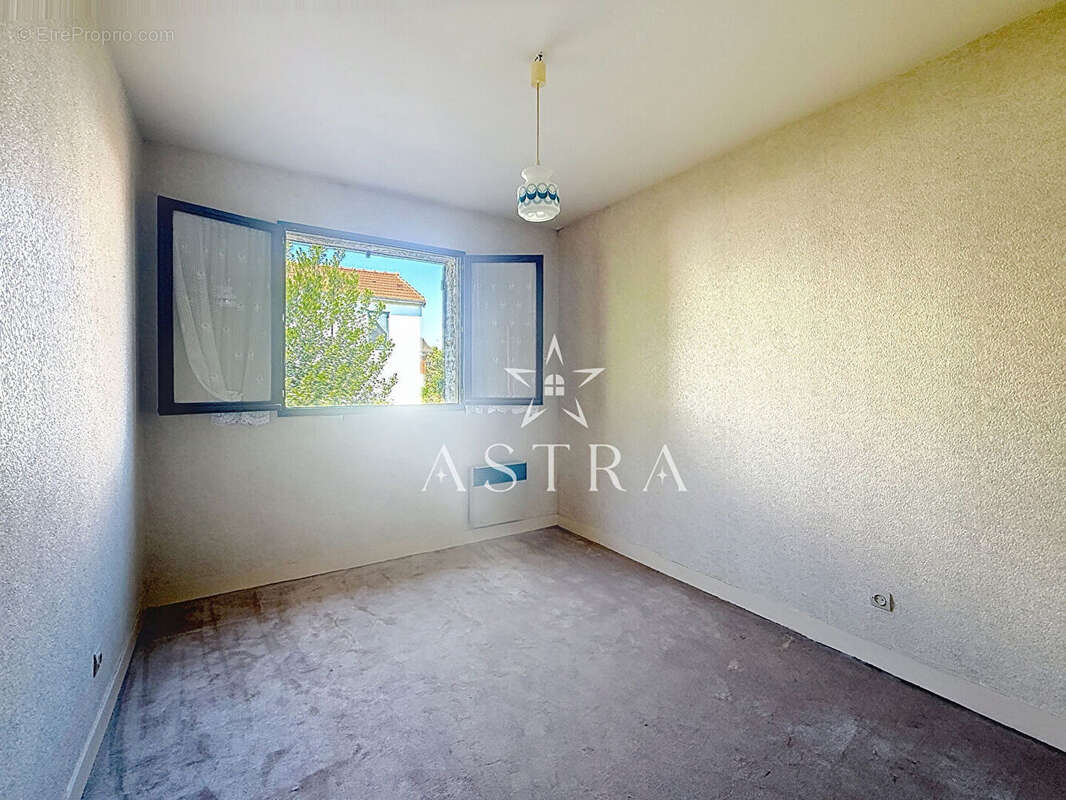 Maison à BOURG-LA-REINE