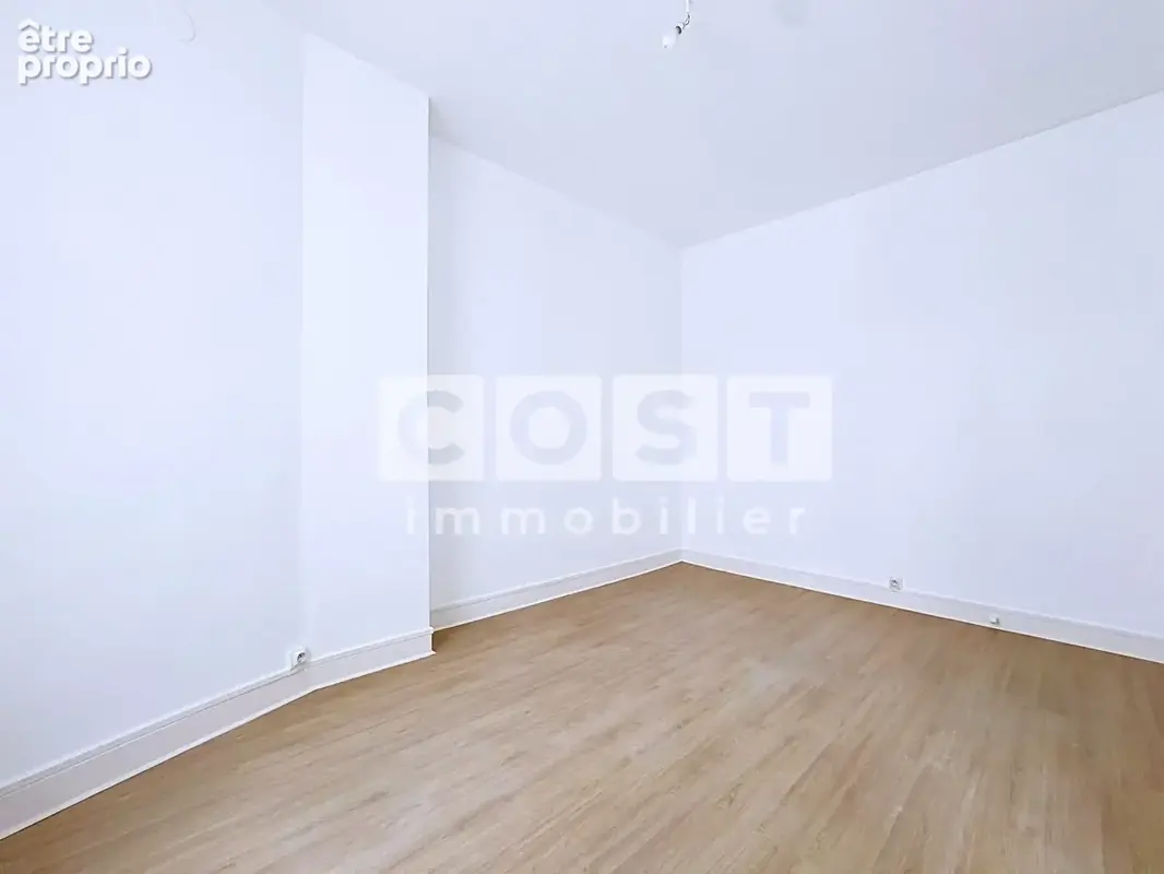 Appartement 2 pièces 30 m² à vendre à Asnieres-Sur-Seine (92600) - photo 3