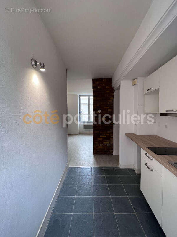 Appartement F1 hypercentre - photo 8