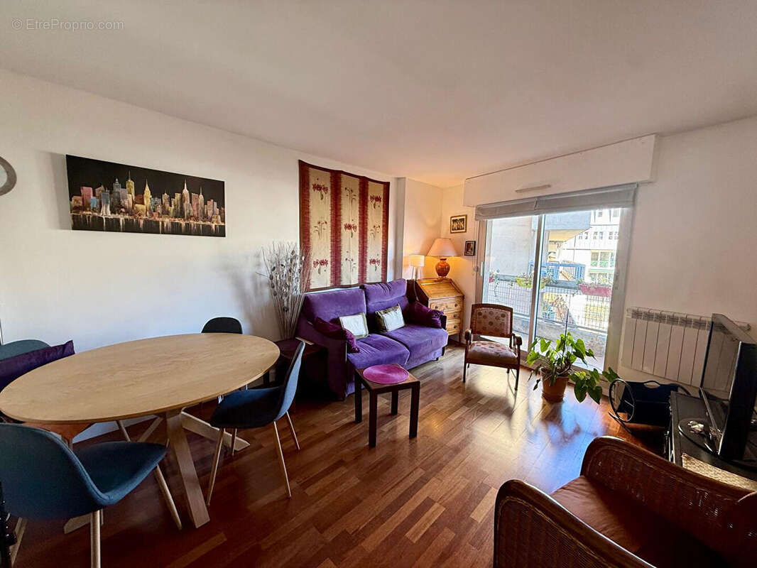 Appartement à PARIS-19E