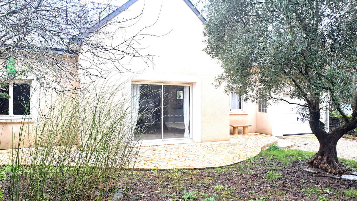 Maison à JUIGNE-SUR-LOIRE