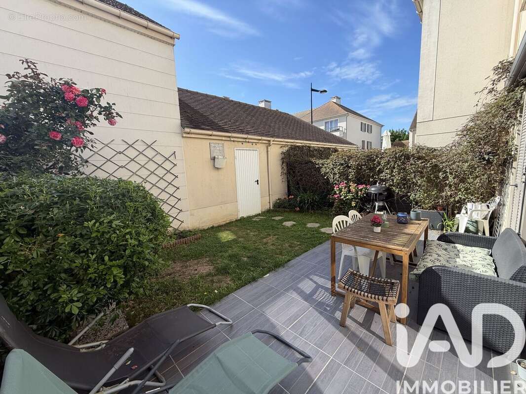 Maison 80 m² à Saint-Pierre-Du-Perray  - photo 9