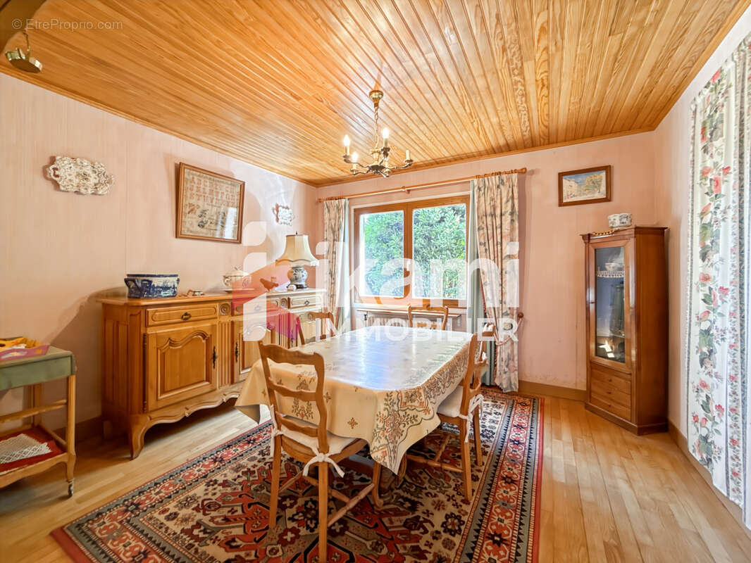 Maison à CHEROY