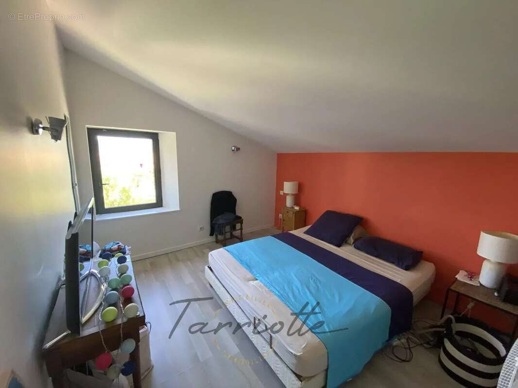 Maison à MONTELIMAR