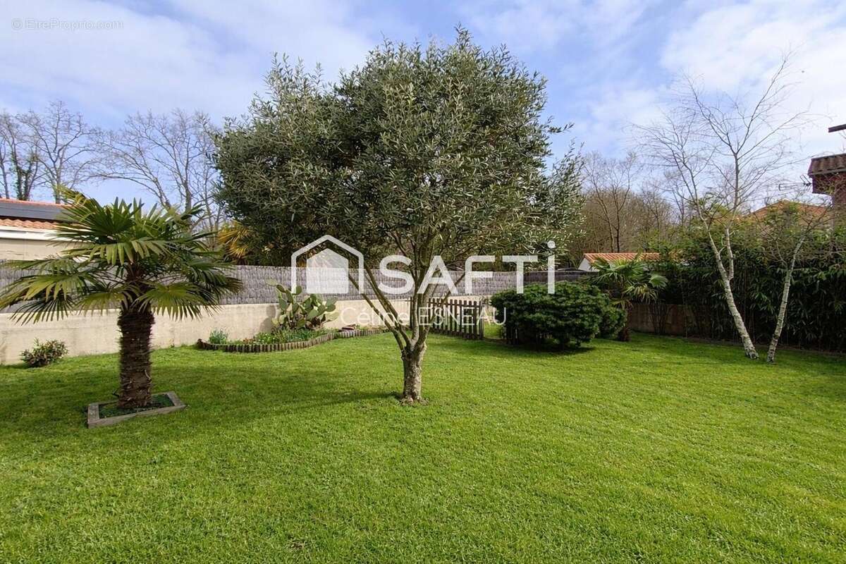 Photo 2 - Maison à GENESTON