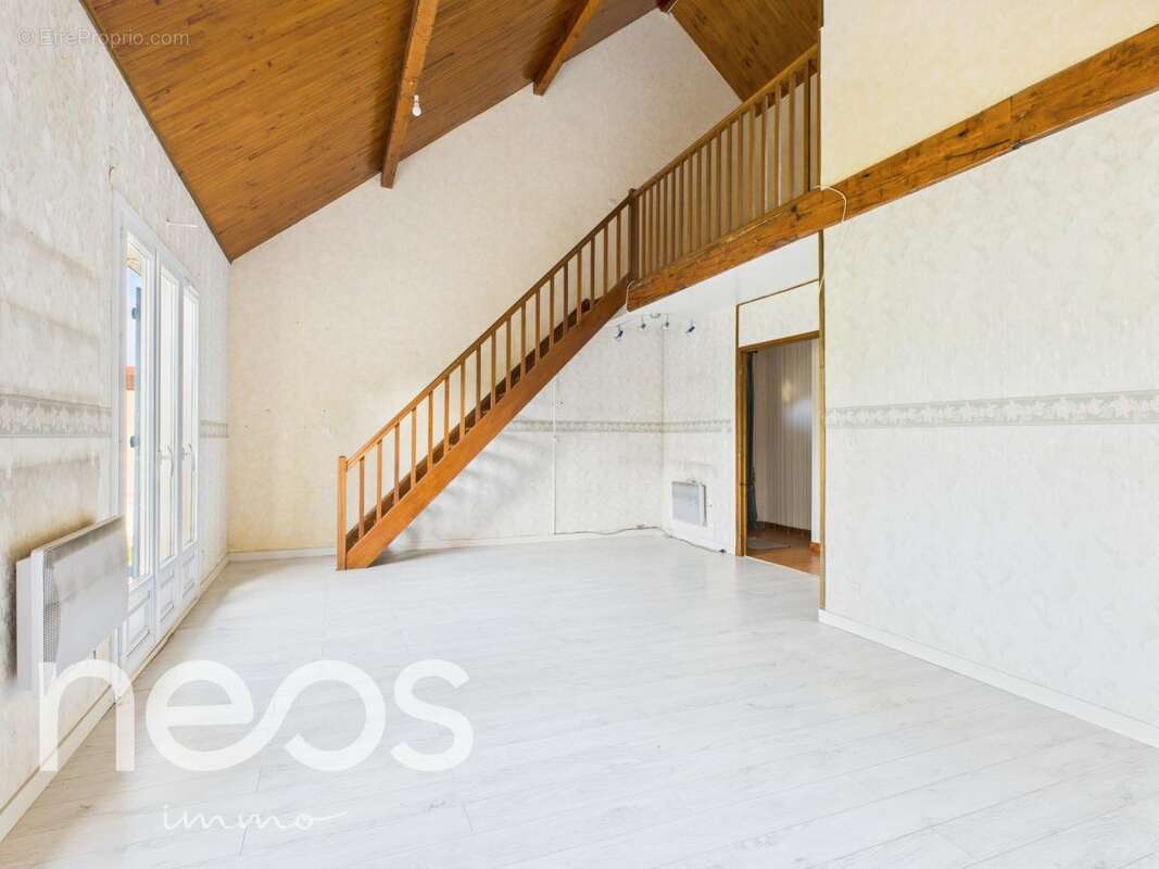 Maison à CHEVIGNY-SAINT-SAUVEUR