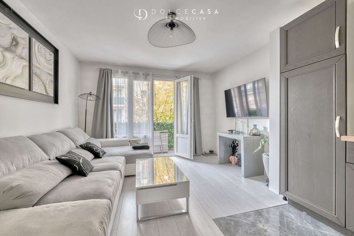 Appartement à PONTAULT-COMBAULT