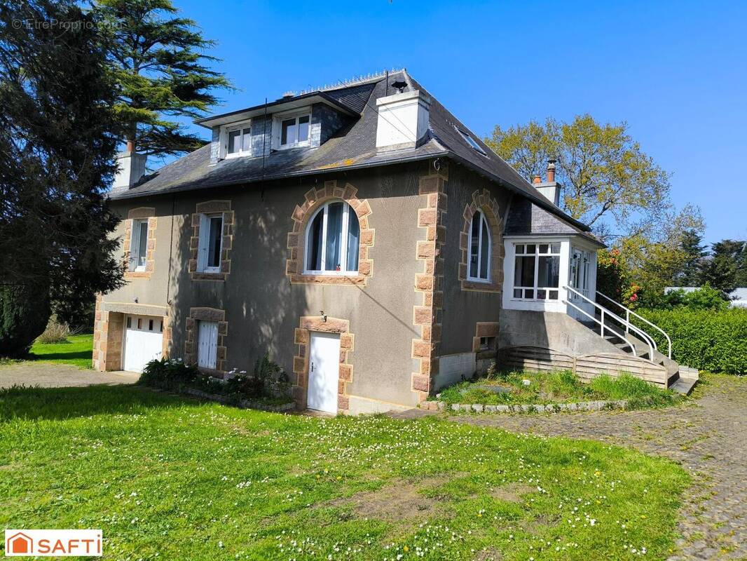 Photo 1 - Maison à PLESTIN-LES-GREVES