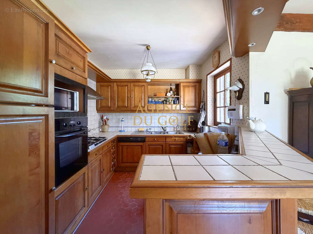 Maison familiale de 145 m2 sur 843 m2 de terrain, secteur forêt Stella - photo 6
