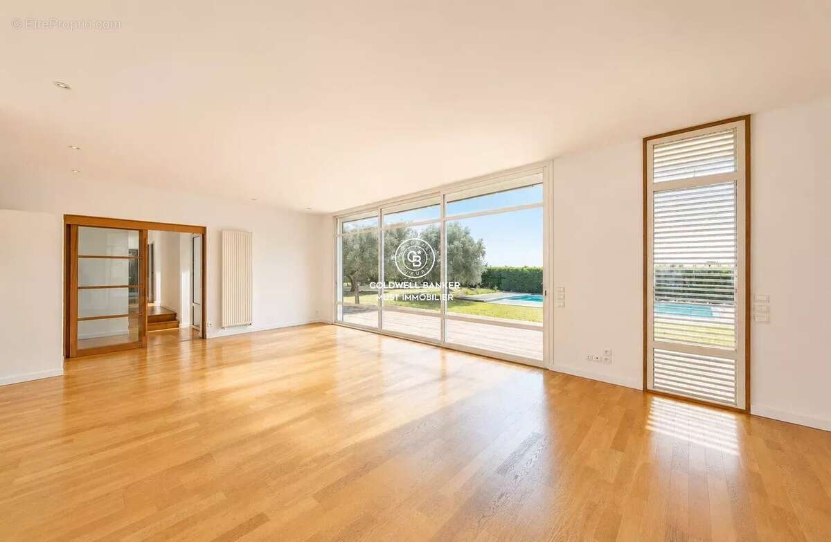 Plain pied 1600m² de parcelle - photo 5
