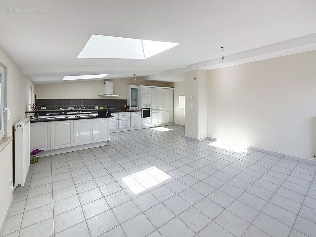 Appartement à VOLMERANGE-LES-MINES