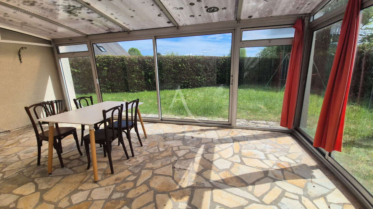 Maison à MONT-PRES-CHAMBORD