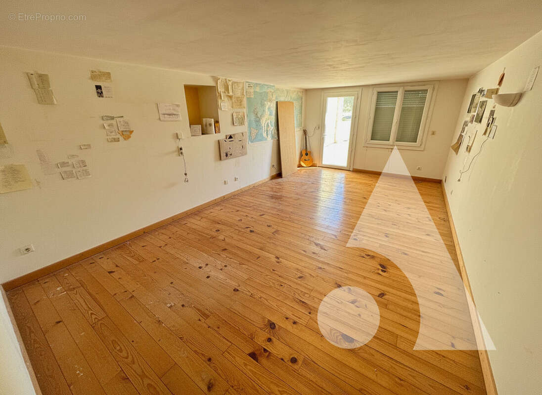 Maison à VILLECROZE