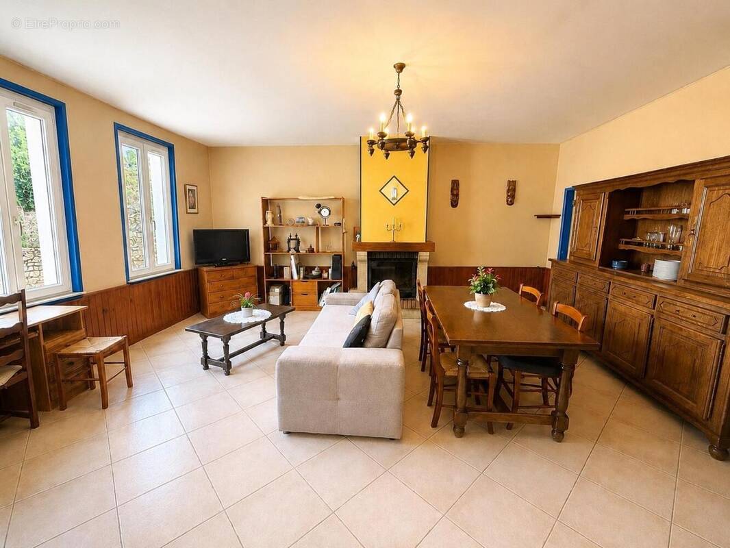 Photo 1 - Maison à VIVONNE