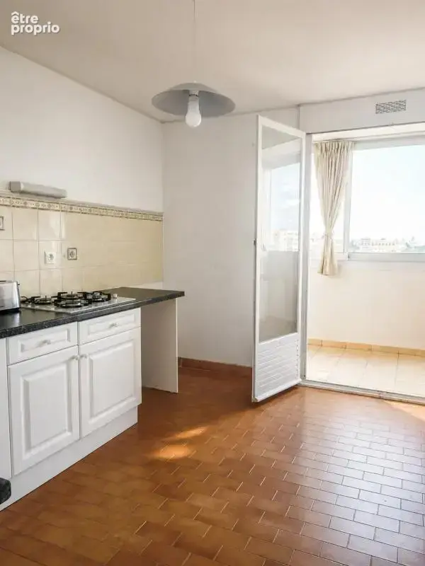 Montpellier-t4-3chambres-84,58 m²-terrasse box parking privée - photo 3
