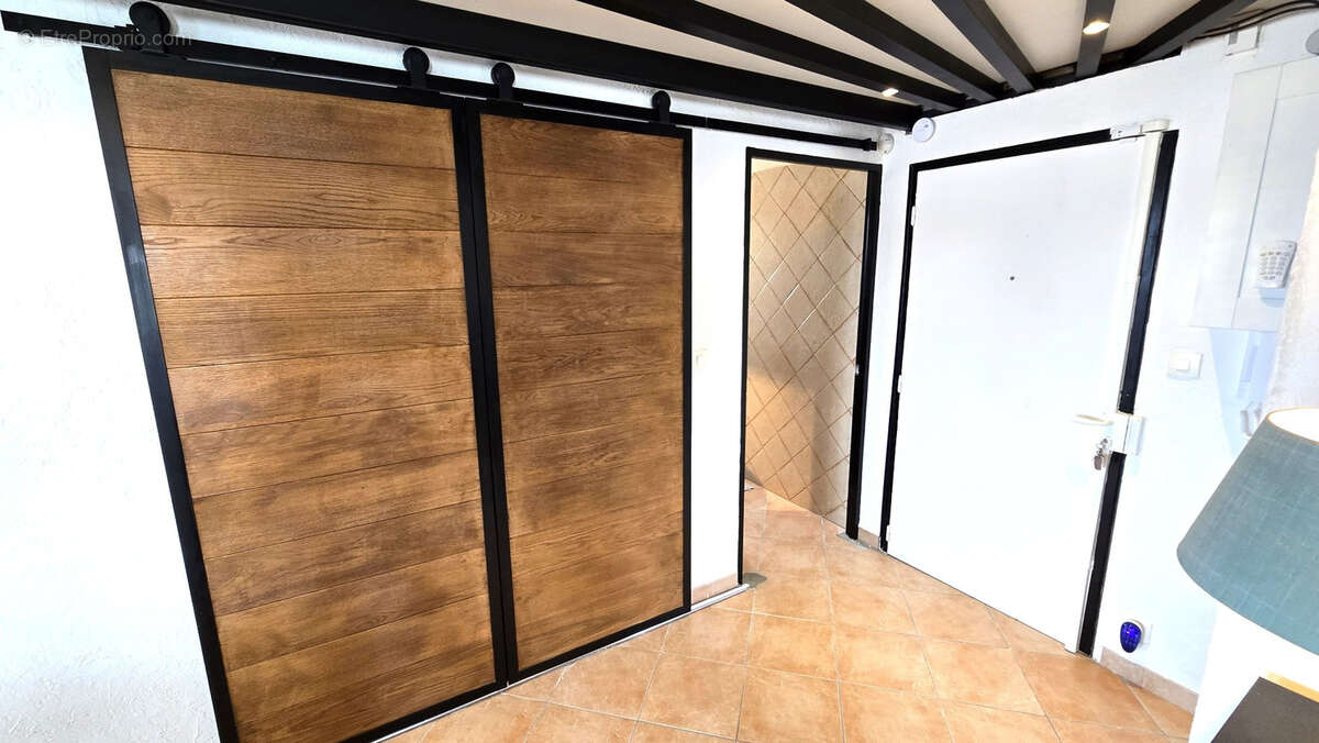 T3 d'exception avec 2 terrasses, vue panoramique - photo 13
