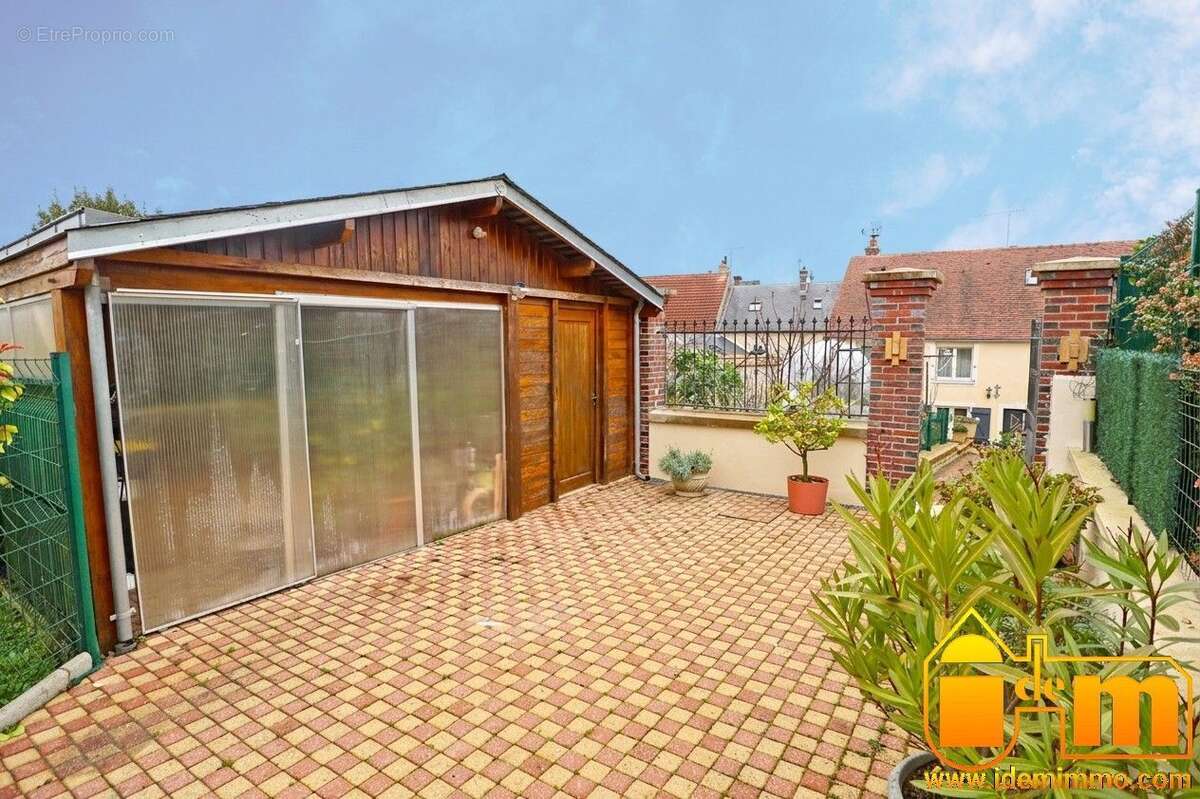 Maison à ETAMPES