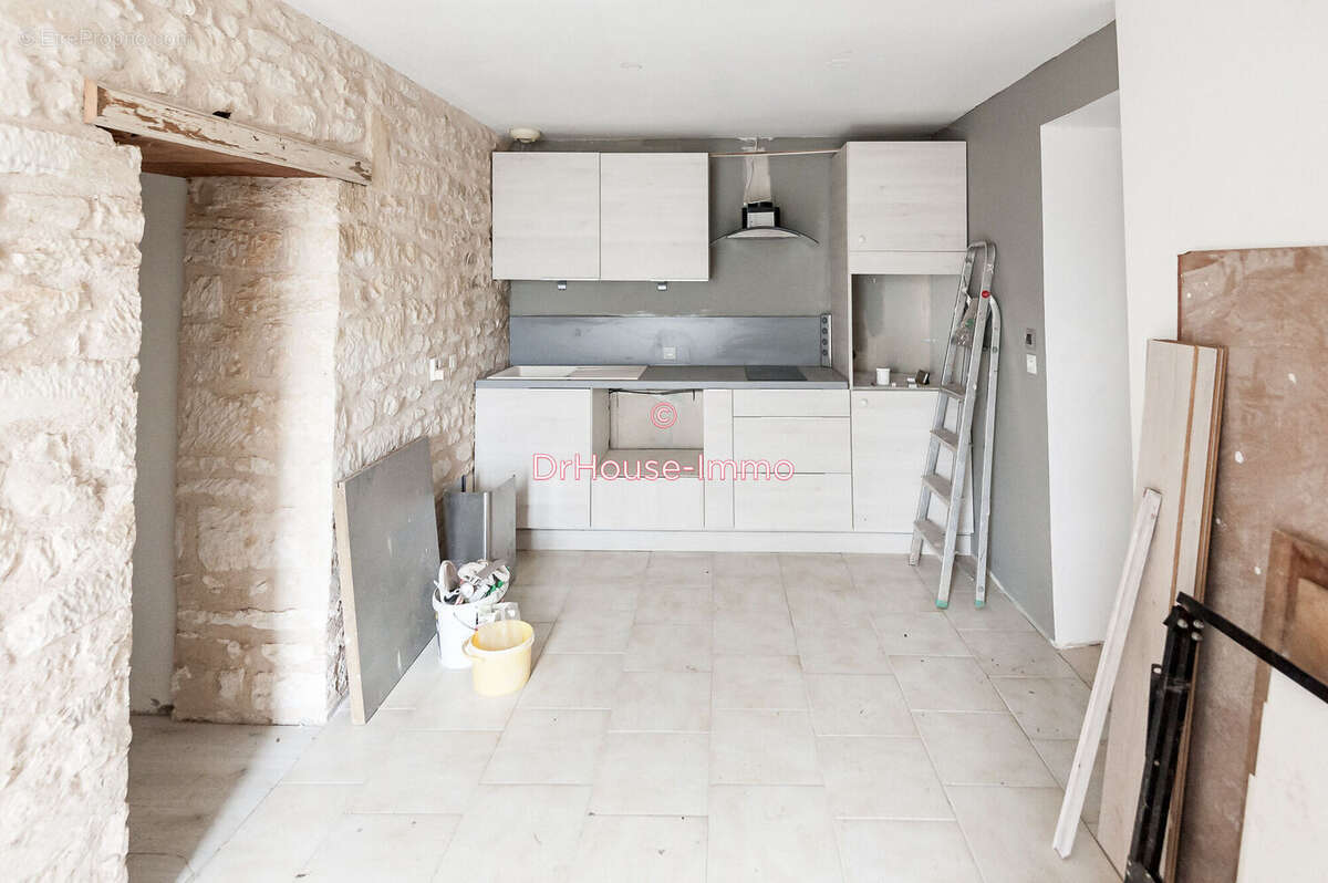 Maison 56 m² à Neuville-De-Poitou  - photo 7