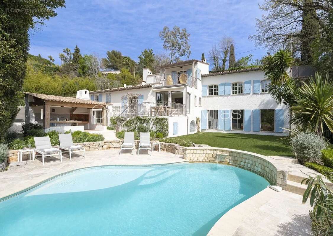 Maison à MOUGINS