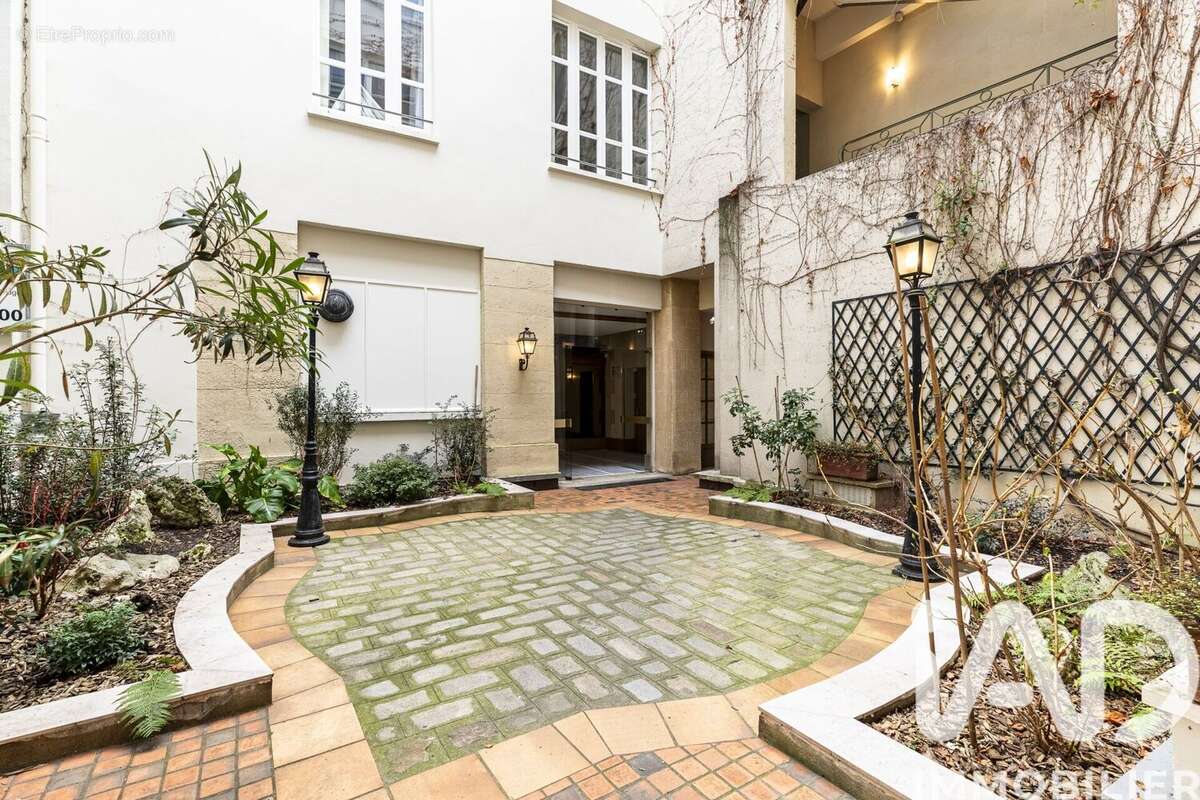 Photo 9 - Appartement à PARIS-1E