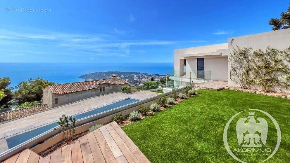 Maison à ROQUEBRUNE-CAP-MARTIN