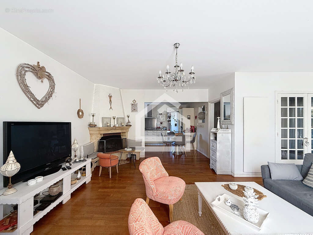 Maison à EYSINES
