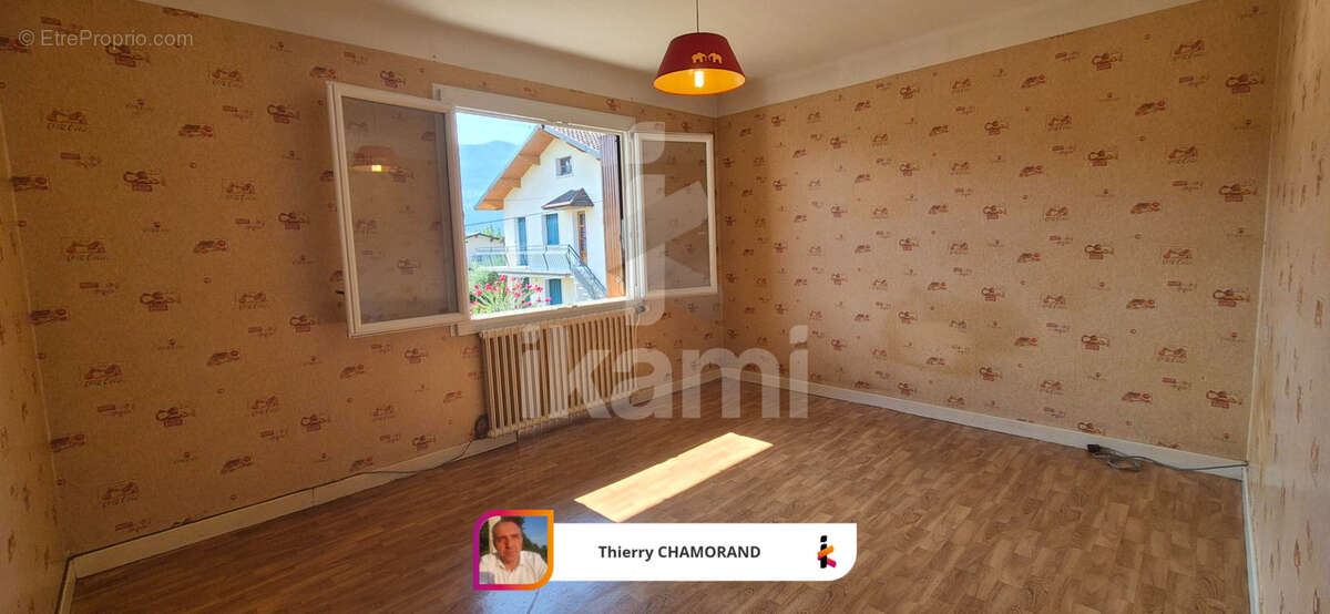 Maison Brison-Saint-Innocent   Charme et potentiel - photo 9